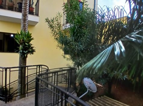ENTRADA HALL